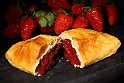 Foto_de_alimentos_food_shot_paste_empanada_fresas